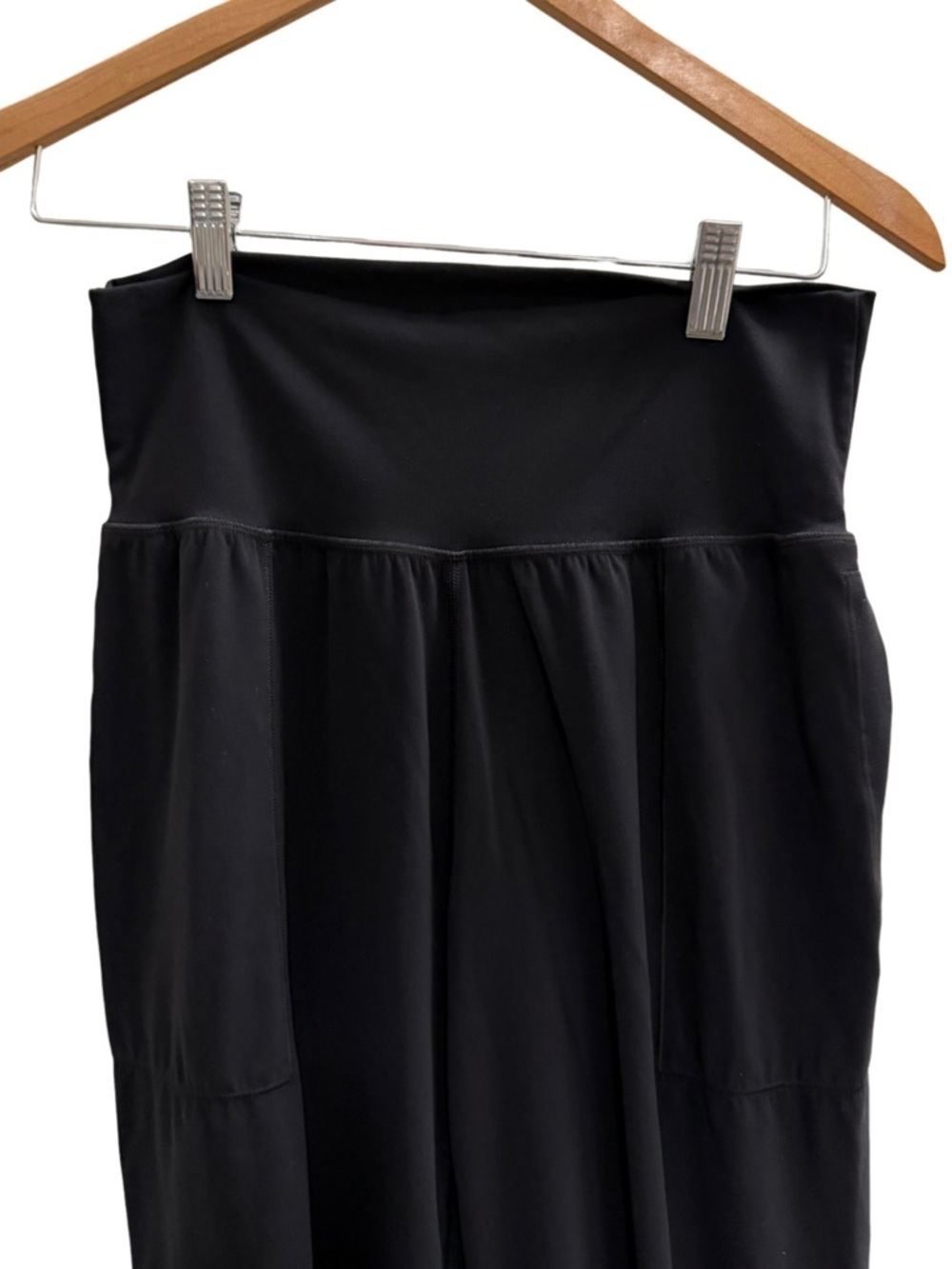ATHLETA Salutation High Rise Jogger Black Size Small - Picture 5 of 9